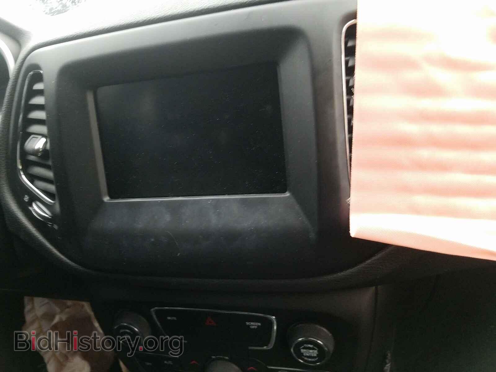 2018 JEEP COMPASS - VIN: 3C4NJDBB7JT402899 - Photo 9