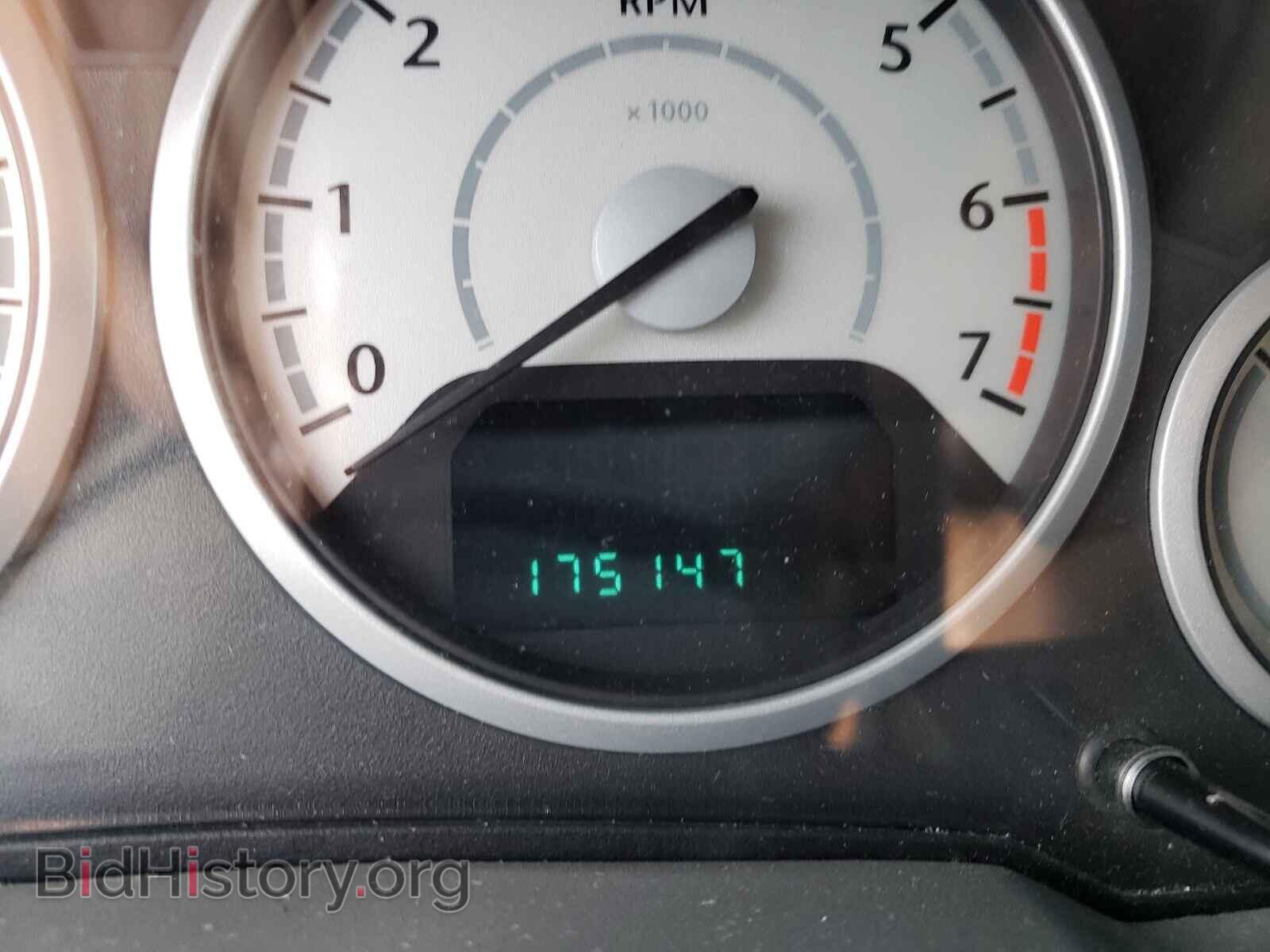 2008 CHRYSLER MINIVAN - VIN: 2A8HR54P68R815858 - Фото 8
