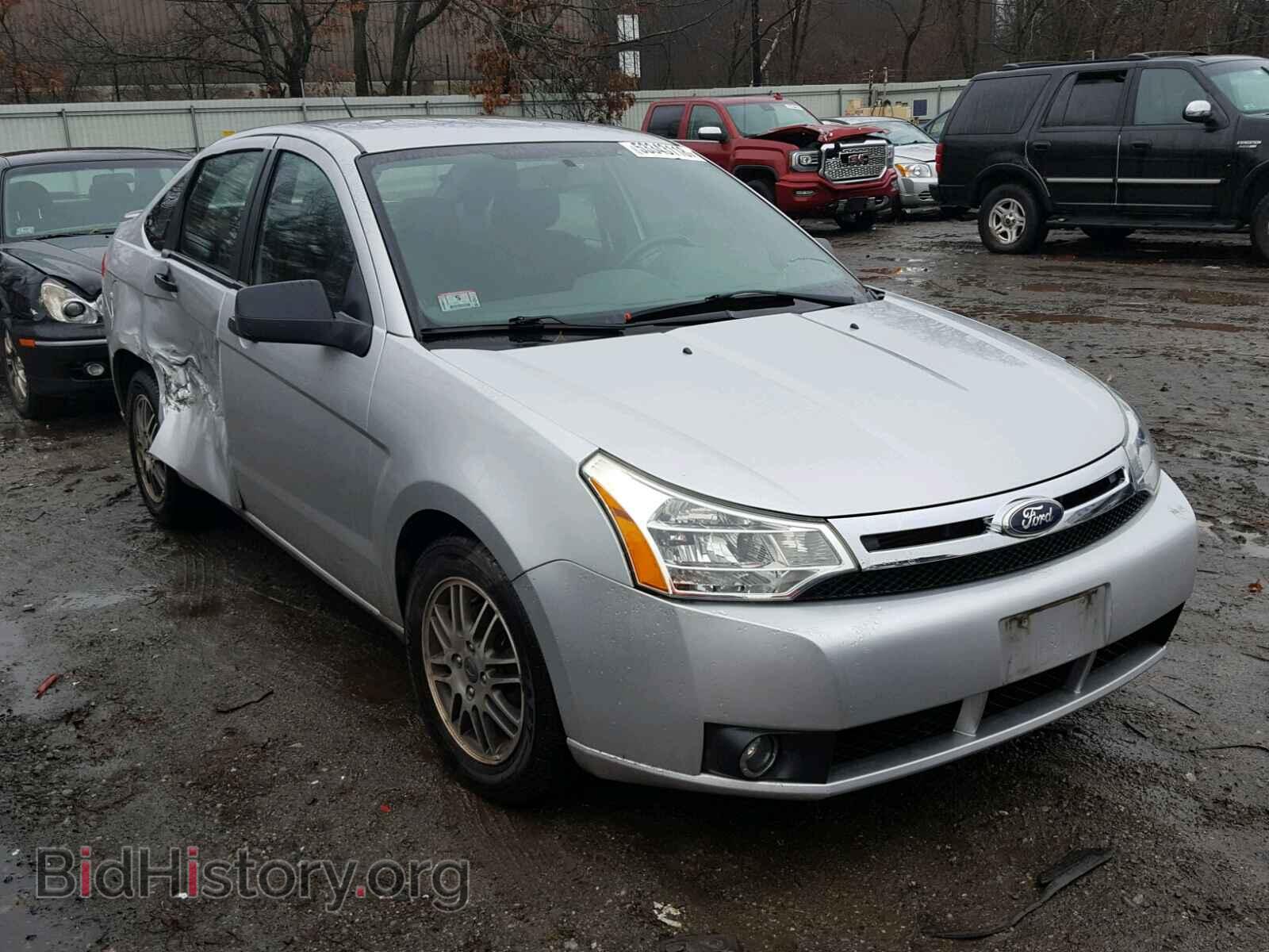 Photo 1FAHP3FN9BW109596 - FORD FOCUS 2011