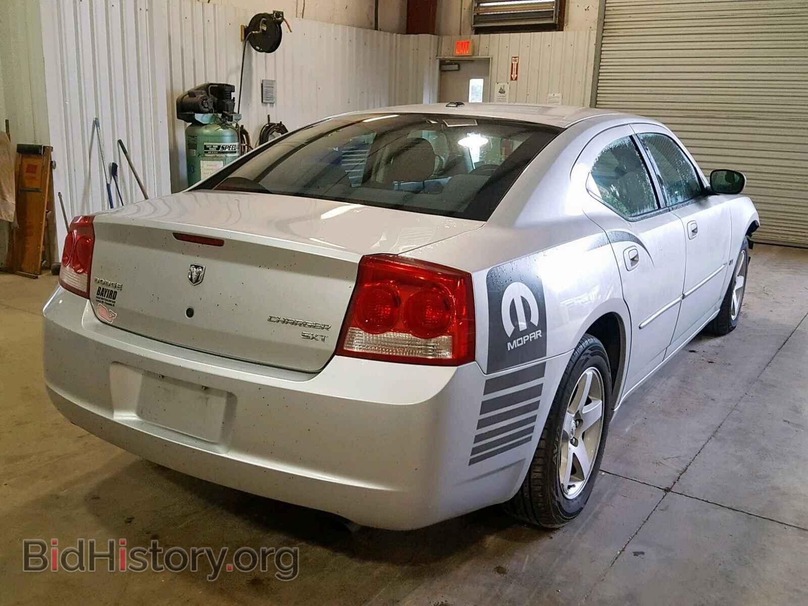 2010 DODGE CHARGER - VIN: 2B3CA3CV5AH227119 - Фото 4