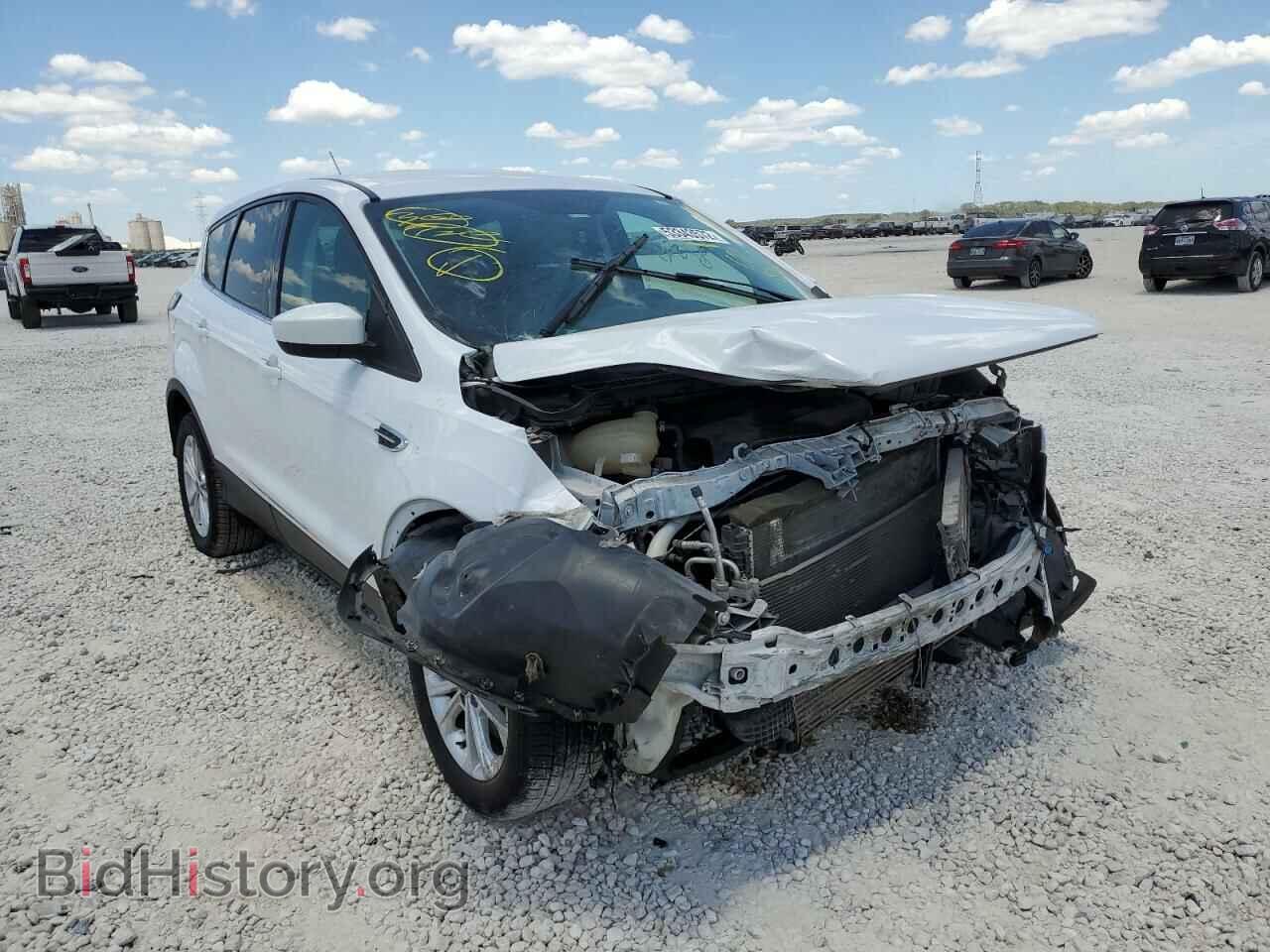 Фотография 1FMCU0G91HUC81537 - FORD ESCAPE 2017