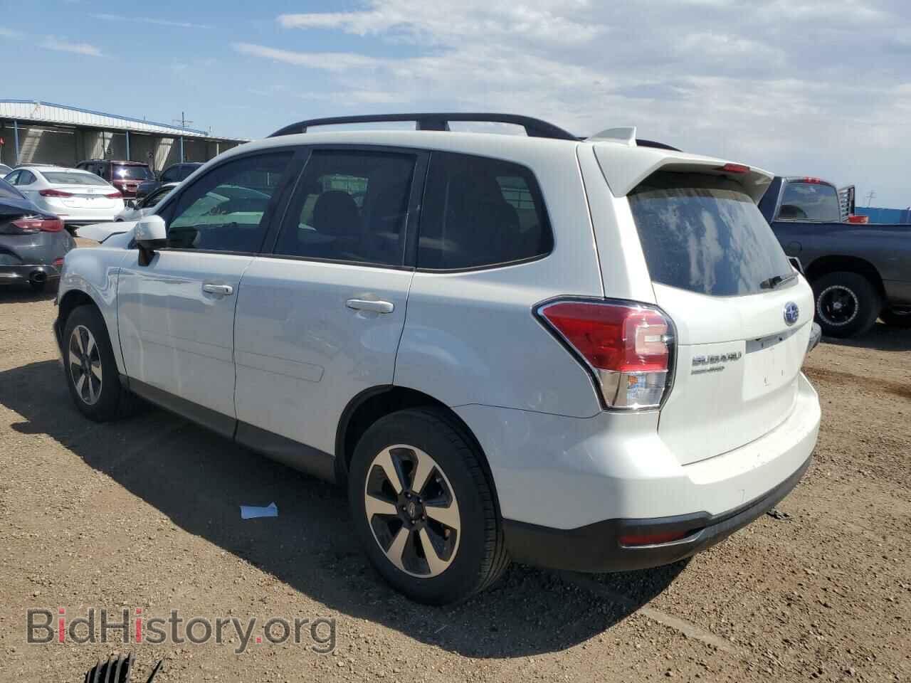 2017 SUBARU FORESTER - VIN: JF2SJAEC1HH810749 - Фото 3