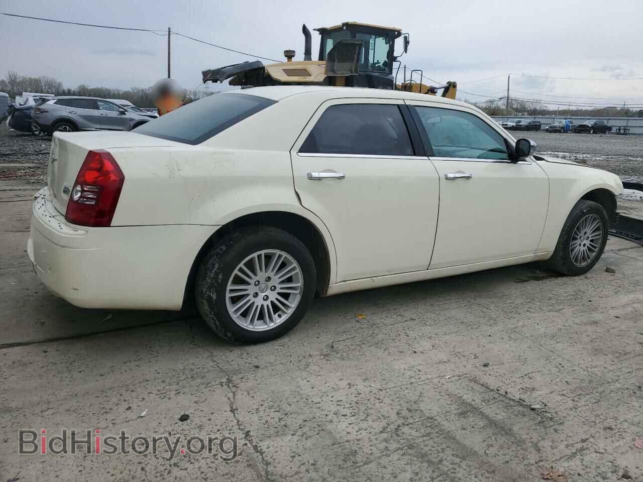 2010 CHRYSLER 300 - VIN: 2C3CA5CV4AH220774 - Фото 3