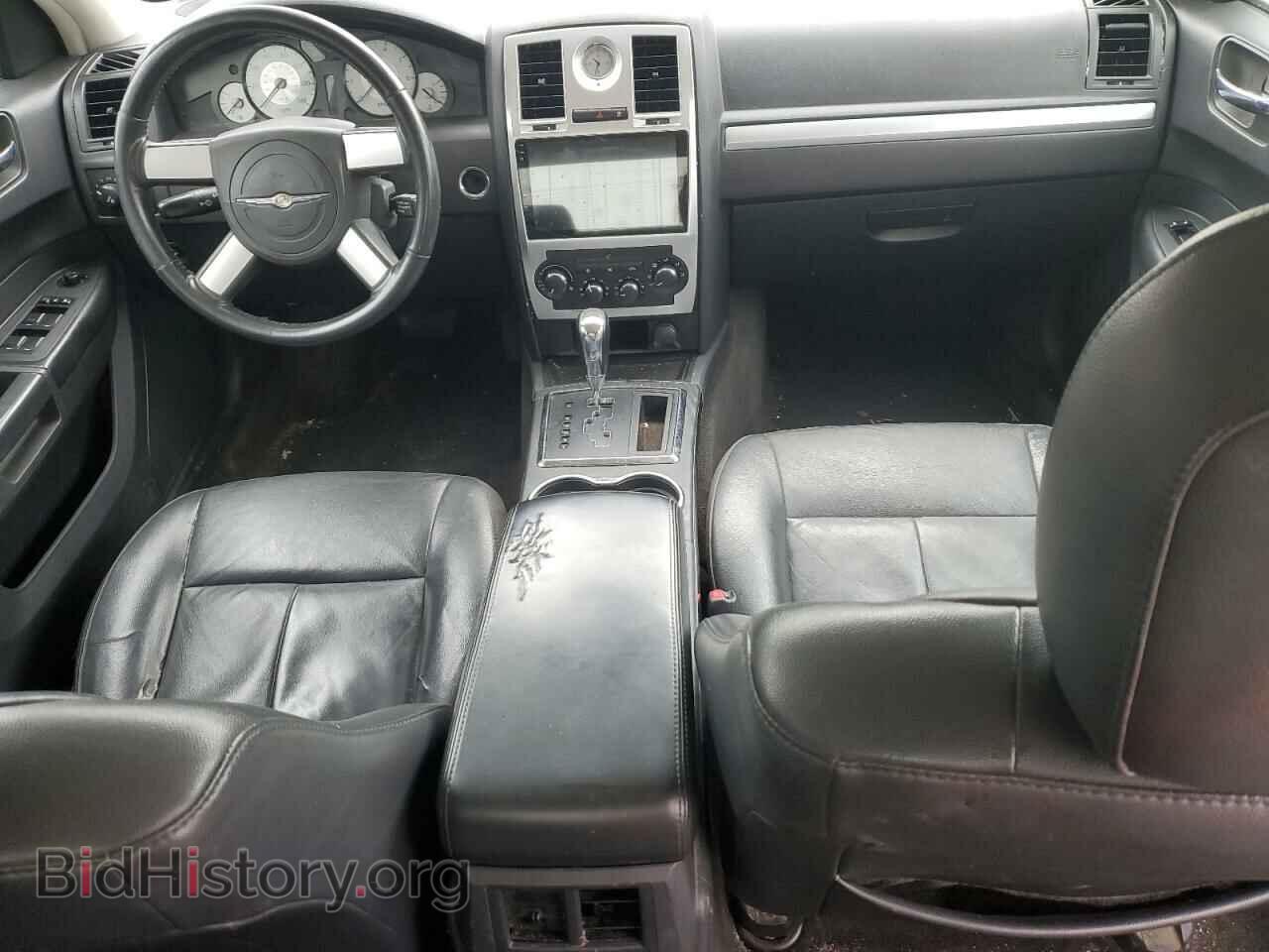2010 CHRYSLER 300 - VIN: 2C3CA5CV4AH220774 - Фото 8
