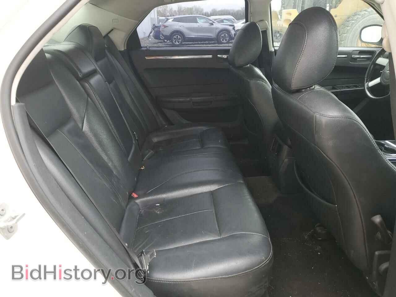 2010 CHRYSLER 300 - VIN: 2C3CA5CV4AH220774 - Фото 10