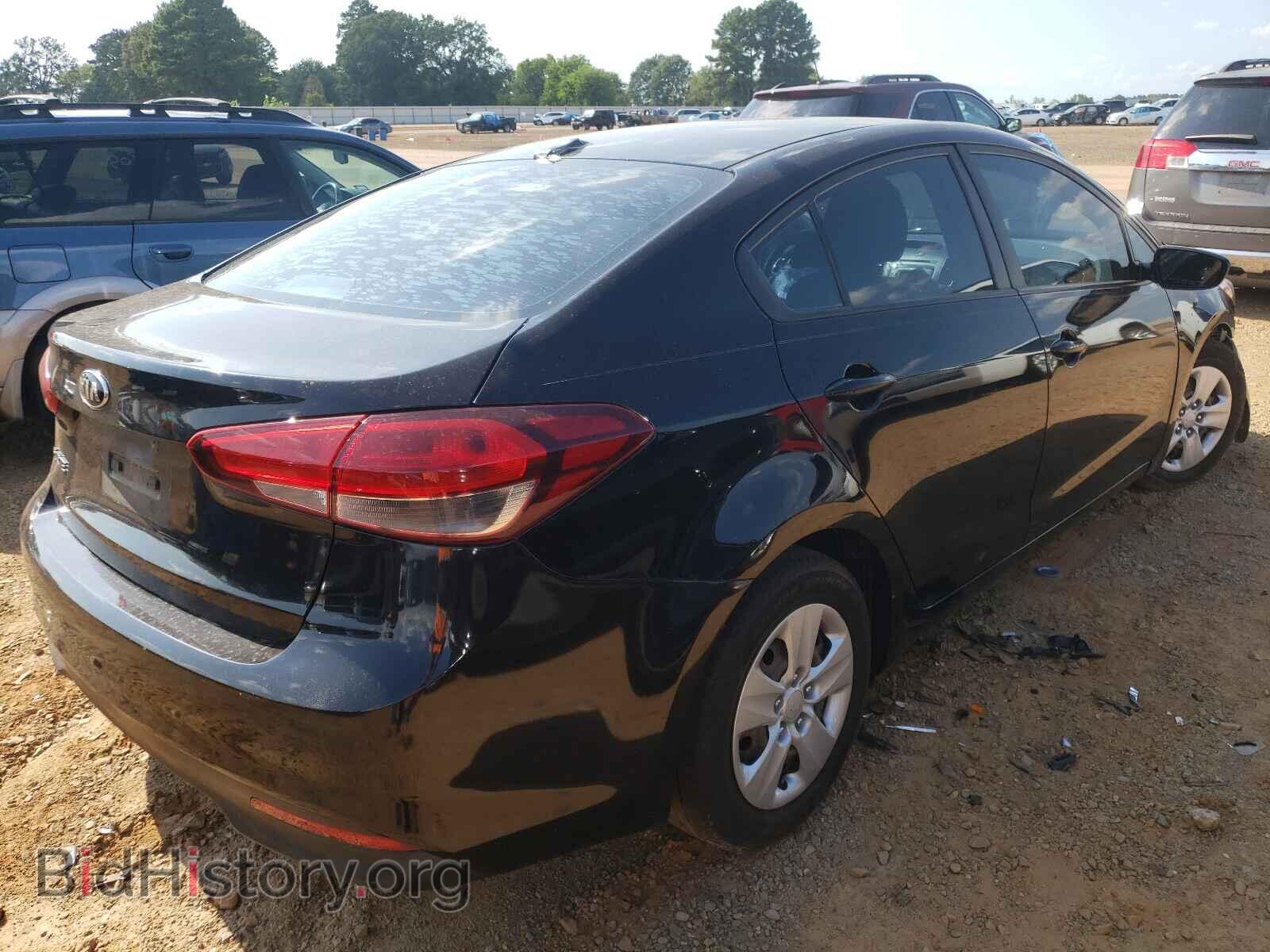 2017 KIA FORTE - VIN: 3KPFK4A70HE081981 - Фото 4
