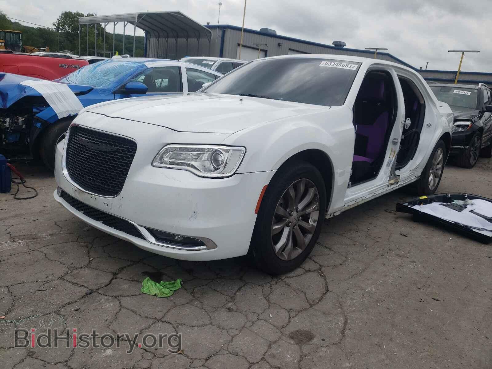 2016 CHRYSLER 300 - VIN: 2C3CCARG8GH117958 - Фото 2
