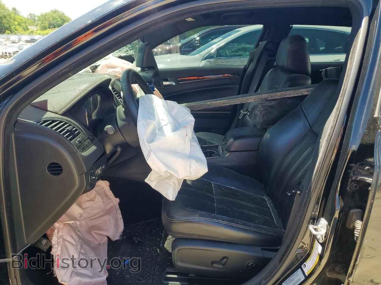 2016 CHRYSLER 300 - VIN: 2C3CCABT9GH295109 - Фото 7
