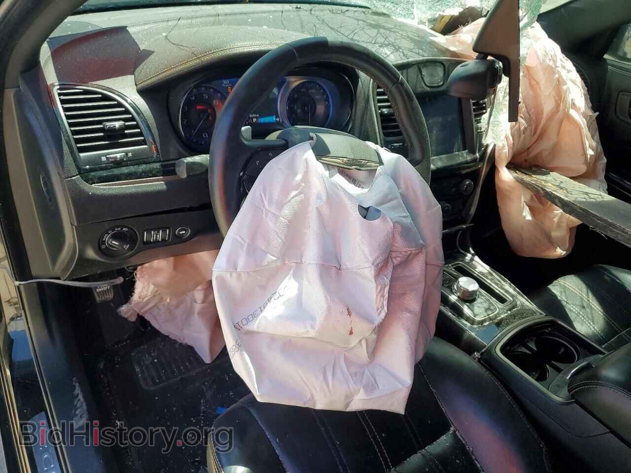 2016 CHRYSLER 300 - VIN: 2C3CCABT9GH295109 - Фото 8