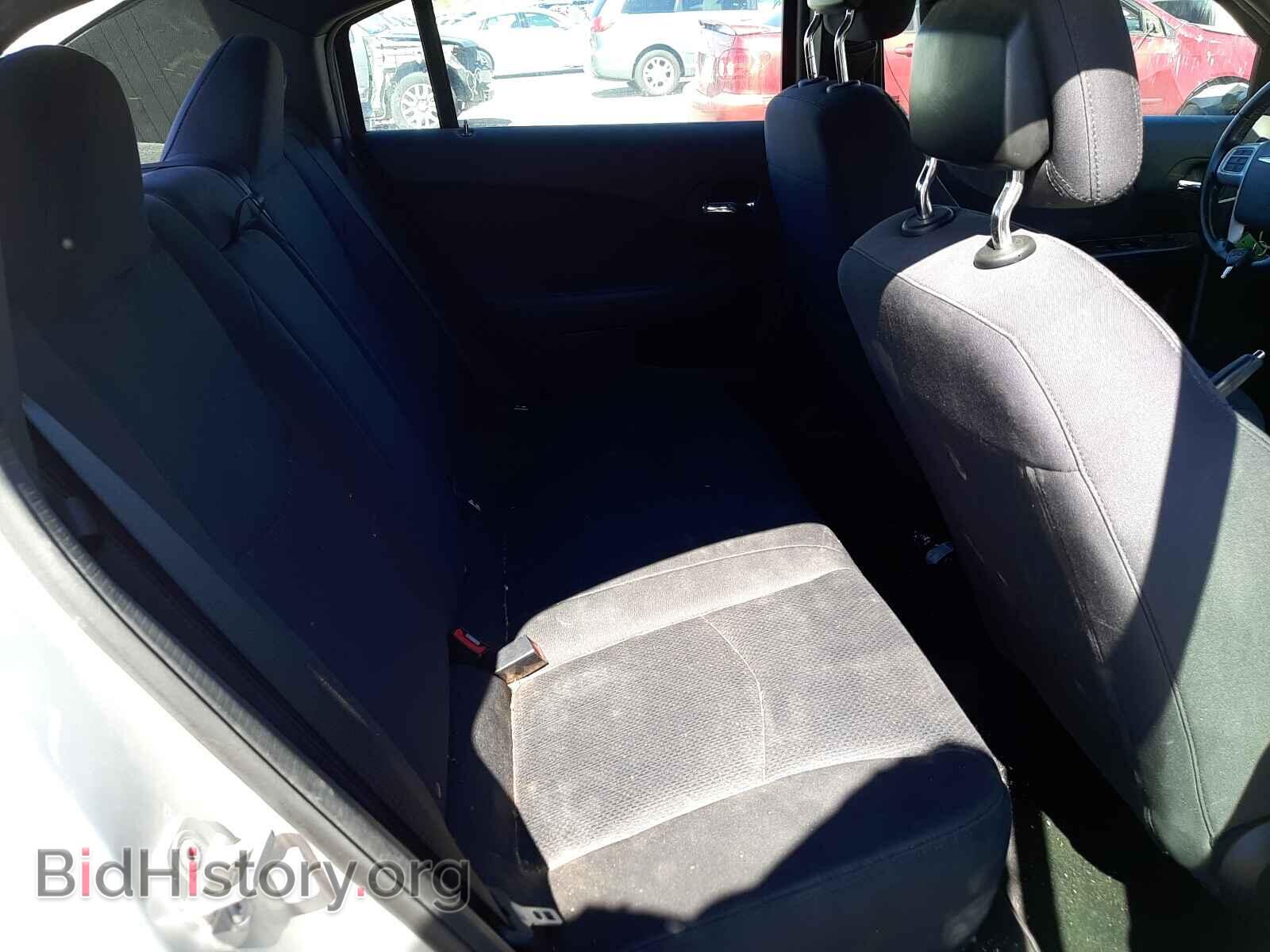 2012 CHRYSLER 200 - VIN: 1C3CCBBG1CN306453 - Фото 6