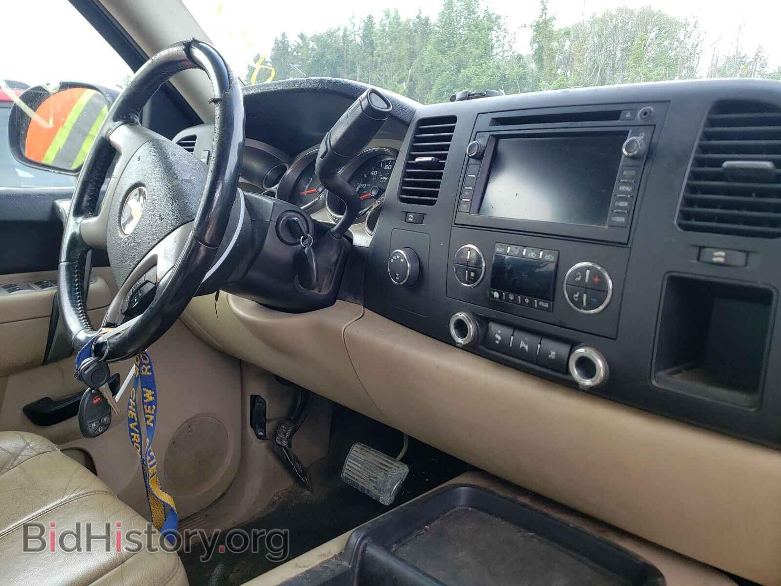 2011 CHEVROLET SILVERADO - VIN: 1GCPKSE35BF140357 - Фото 9
