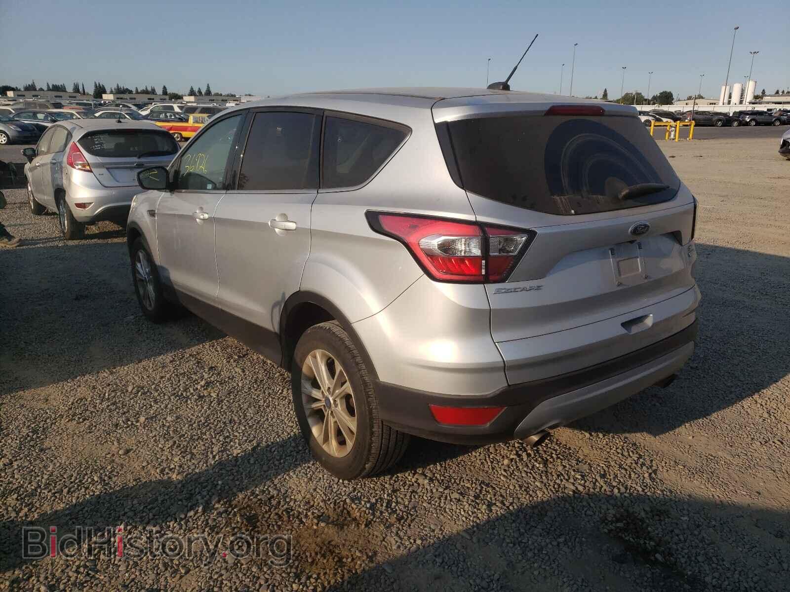2017 FORD ESCAPE - VIN: 1FMCU0GD5HUC96109 - Фото 3