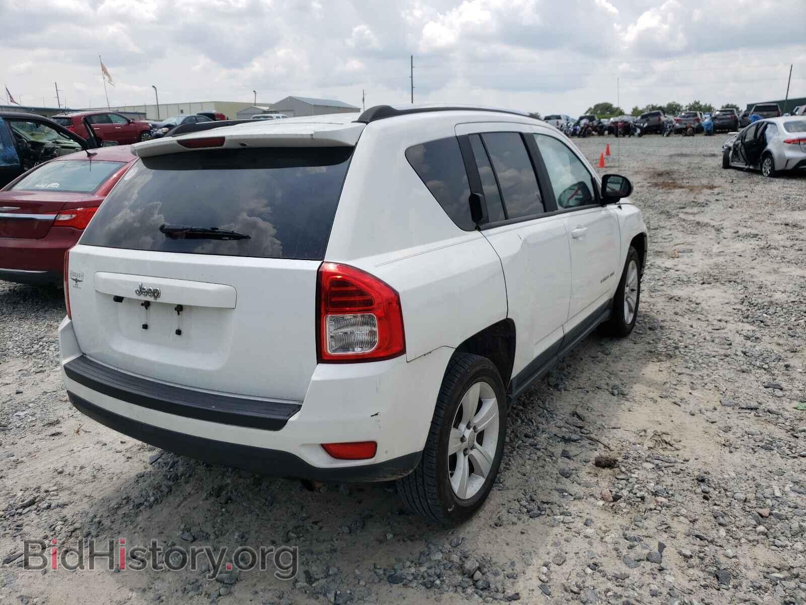 2011 JEEP COMPASS - VIN: 1J4NT1FA2BD240935 - Photo 4