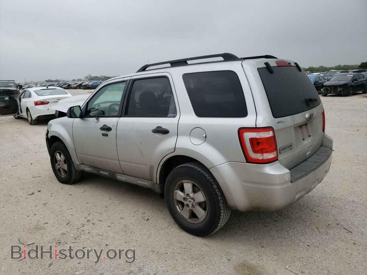 2010 FORD ESCAPE - VIN: 1FMCU0D78AKB41652 - Фото 2