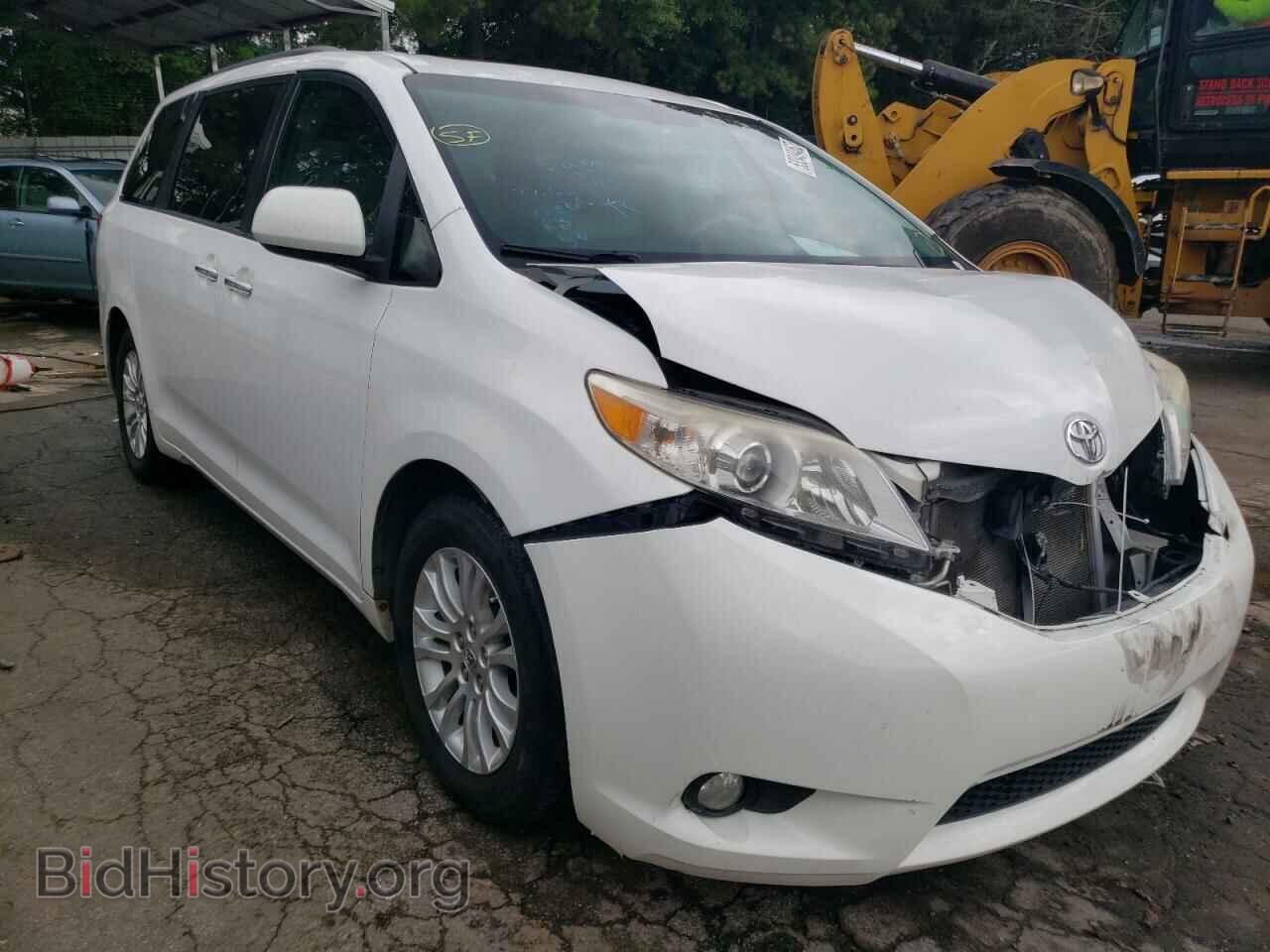 Photo 5TDYK3DC5DS322963 - TOYOTA SIENNA 2013