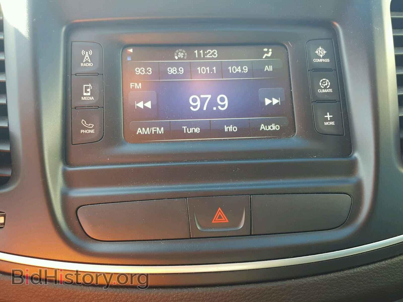 2016 CHRYSLER 200 - VIN: 1C3CCCAB5GN160687 - Фото 6