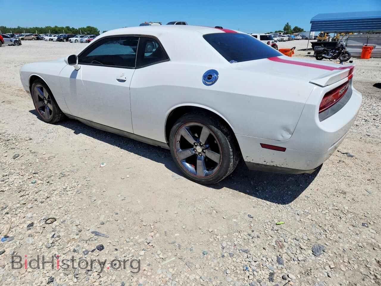 2014 DODGE CHALLENGER - VIN: 2C3CDYAG4EH177086 - Photo 2
