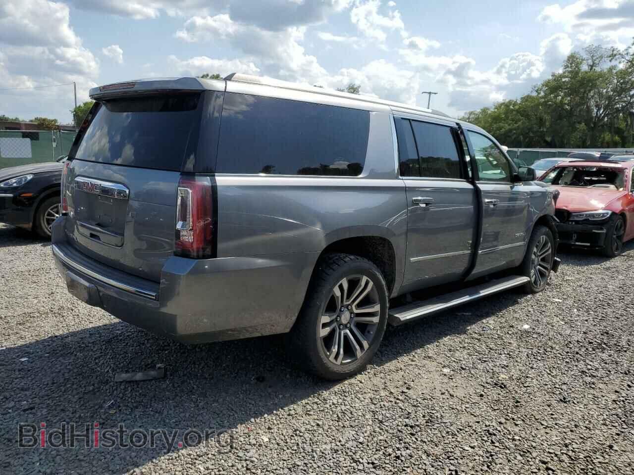2018 GMC YUKON - VIN: 1GKS2HKJ8JR144209 - Фото 3