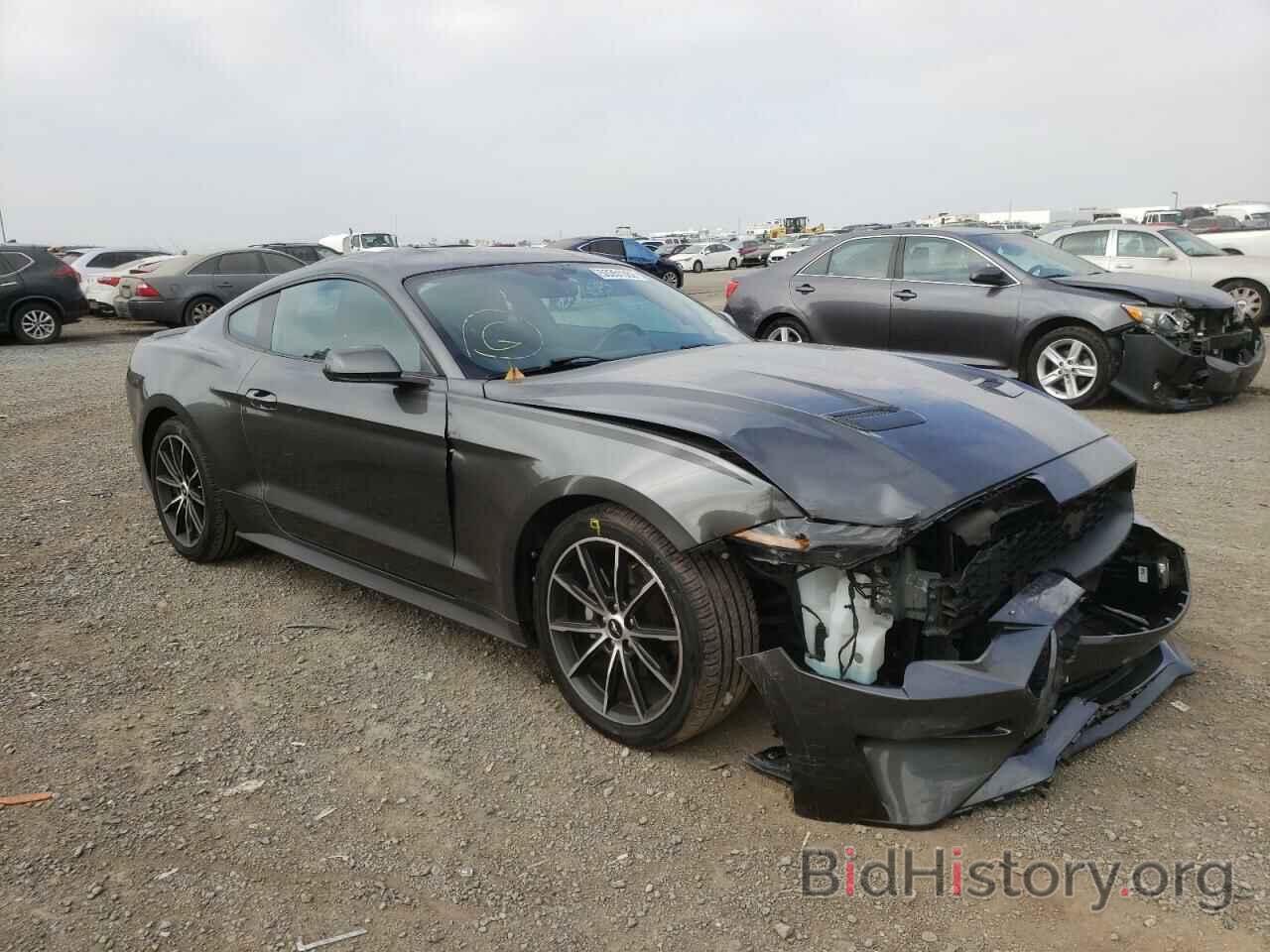 Photo 1FA6P8TH0J5104939 - FORD MUSTANG 2018