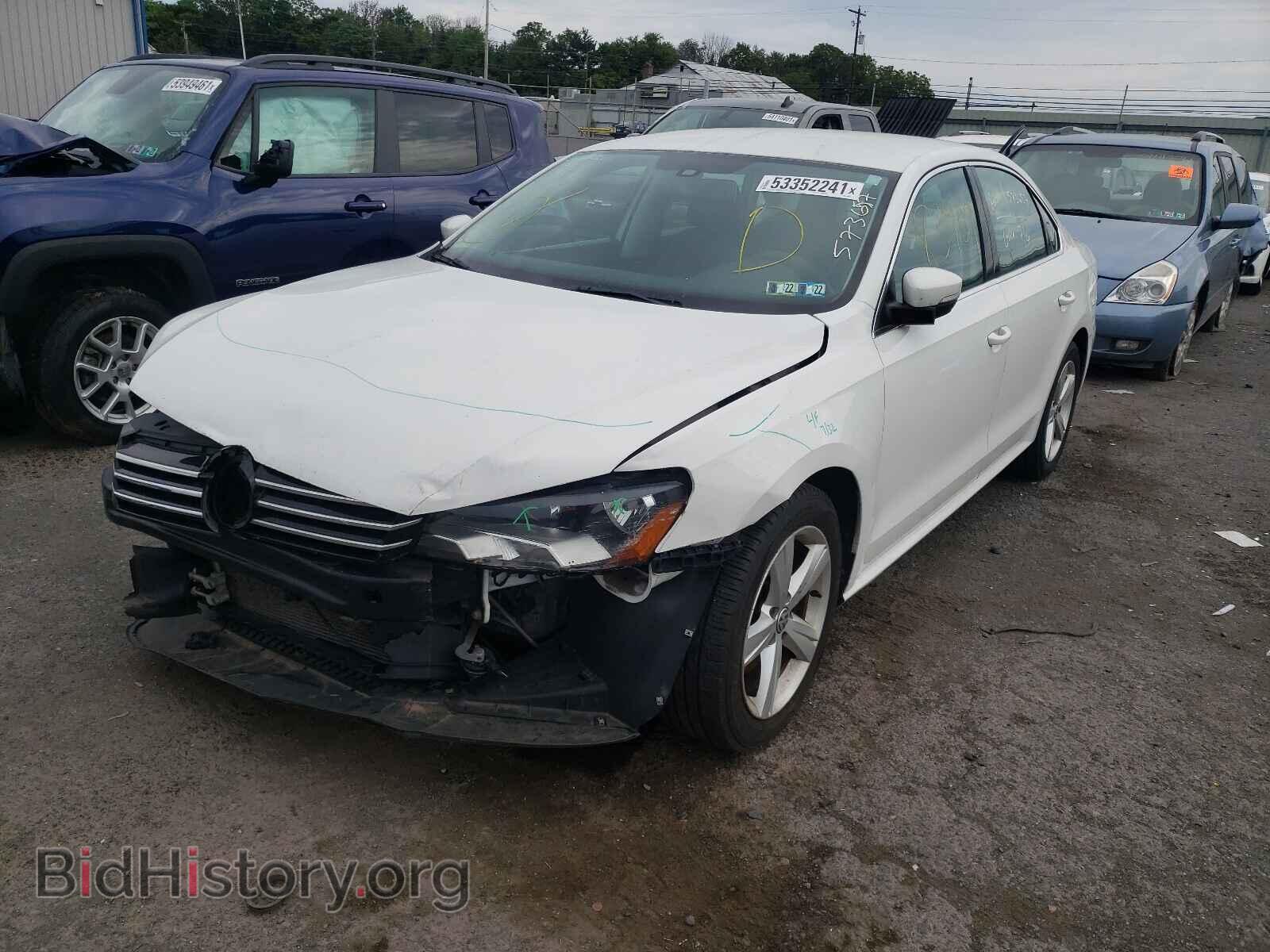 2014 VOLKSWAGEN PASSAT - VIN: 1VWBP7A30EC009824 - Фото 2