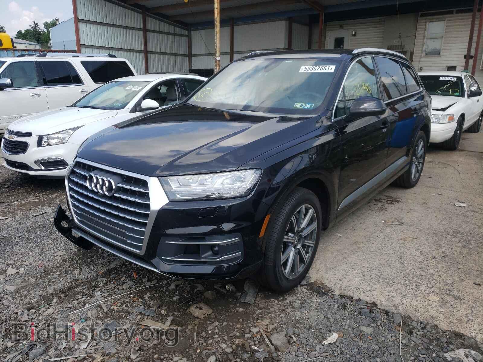 2019 AUDI Q7 - VIN: WA1LAAF70KD005970 - Фото 2