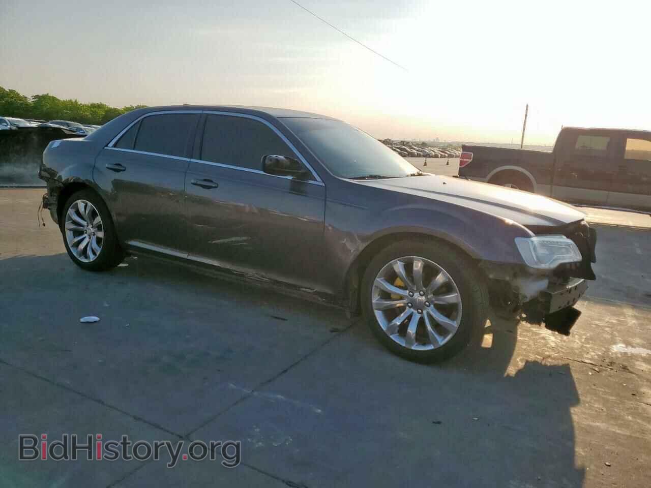 2017 CHRYSLER 300 - VIN: 2C3CCAAG3HH646764 - Фото 4