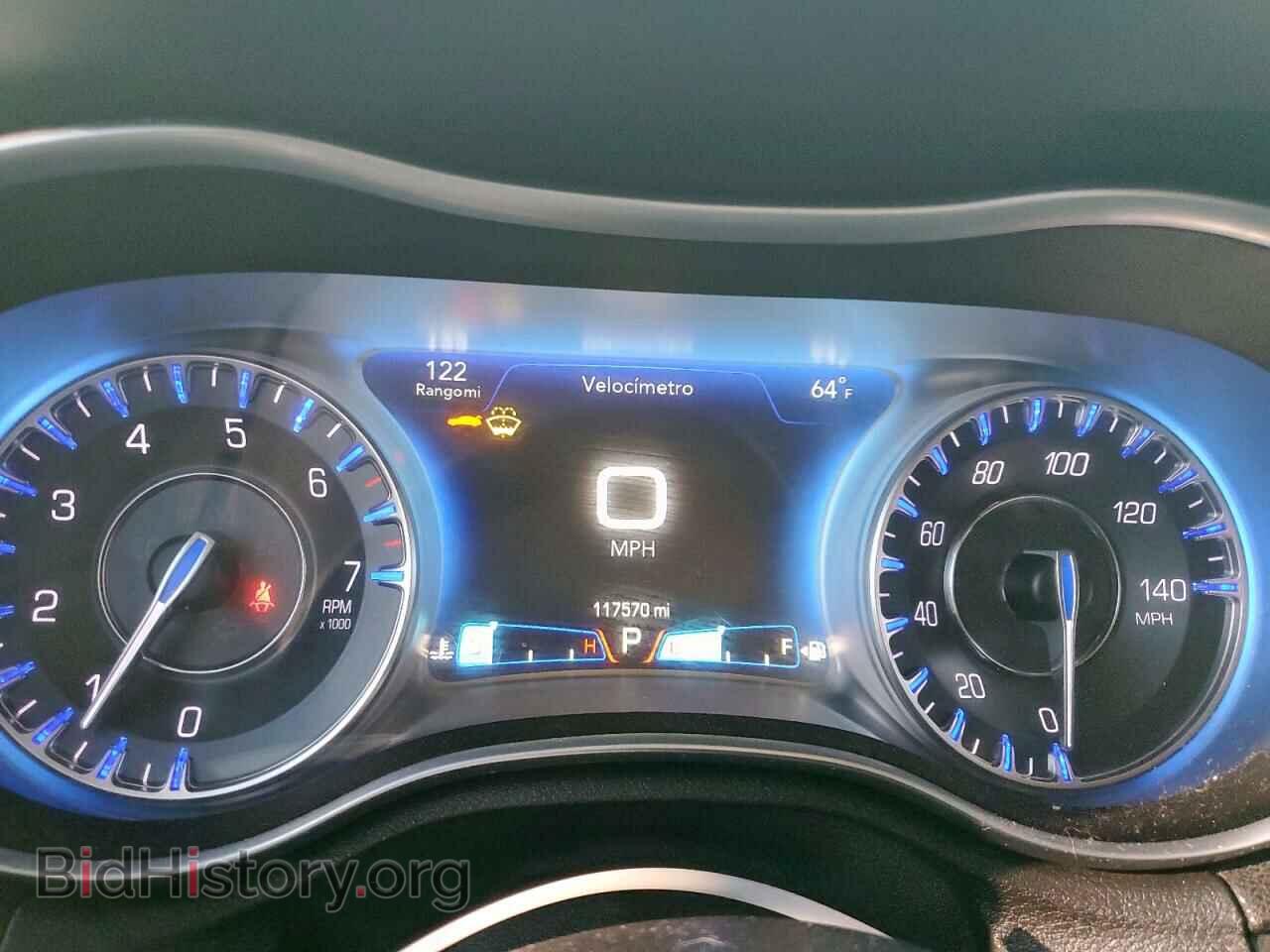 2017 CHRYSLER 300 - VIN: 2C3CCAAG3HH646764 - Фото 9