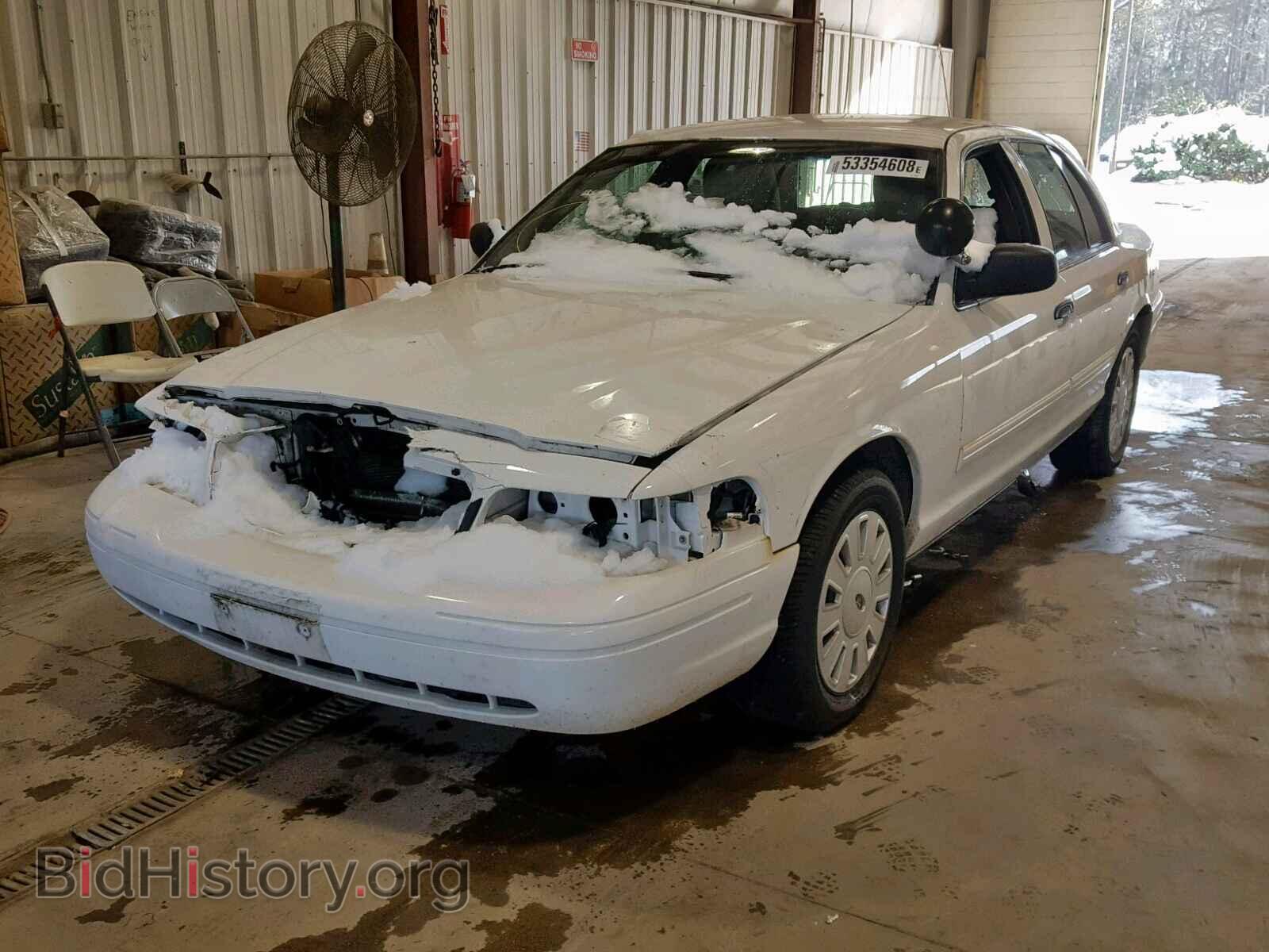 2011 FORD CROWN VIC - VIN: 2FABP7BV5BX184285 - Фото 2
