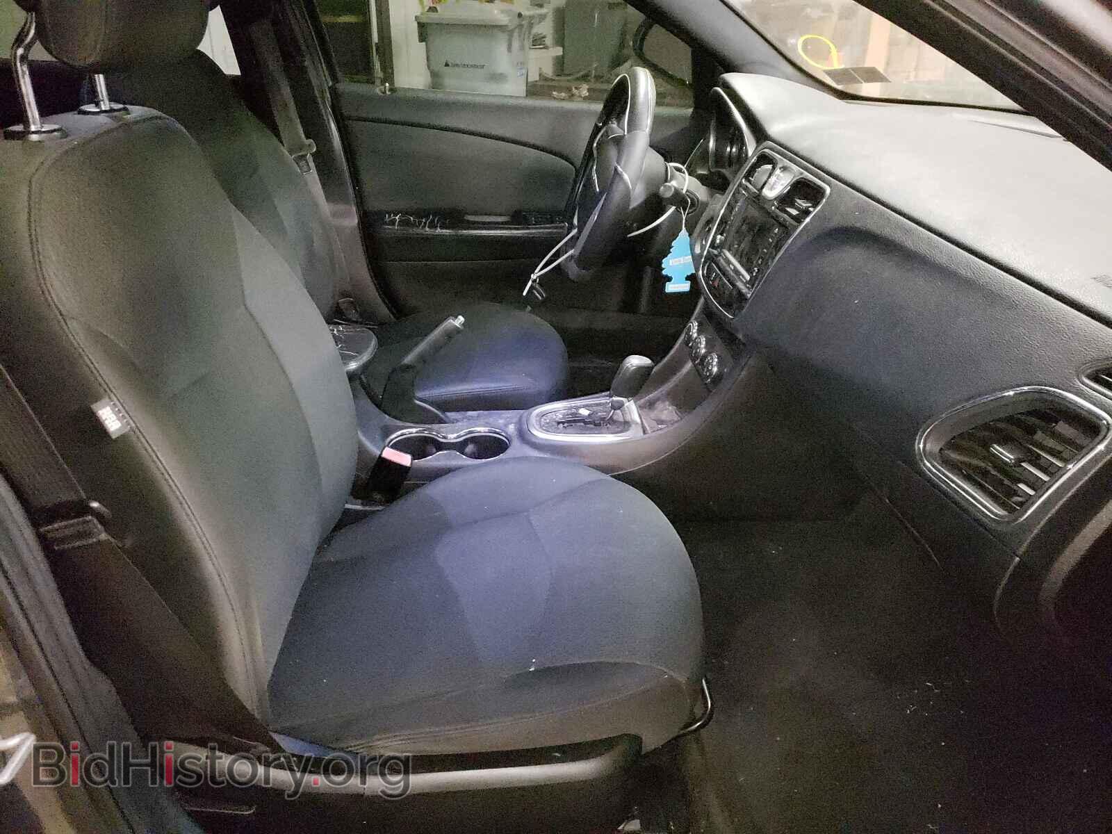 2011 CHRYSLER 200 - VIN: 1C3BC1FG2BN602905 - Фото 5