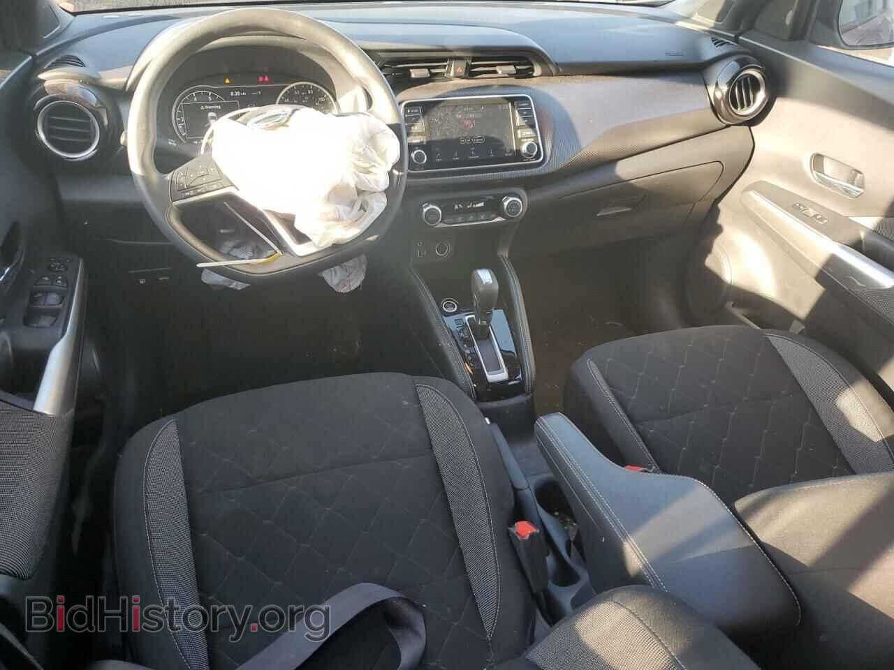 2020 NISSAN KICKS - VIN: 3N1CP5CV8LL565944 - Фото 8