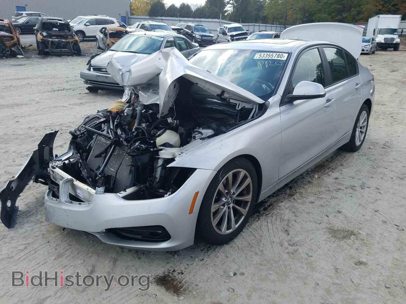 2016 BMW 3 SERIES - VIN: WBA8E5G56GNU20620 - Фото 2