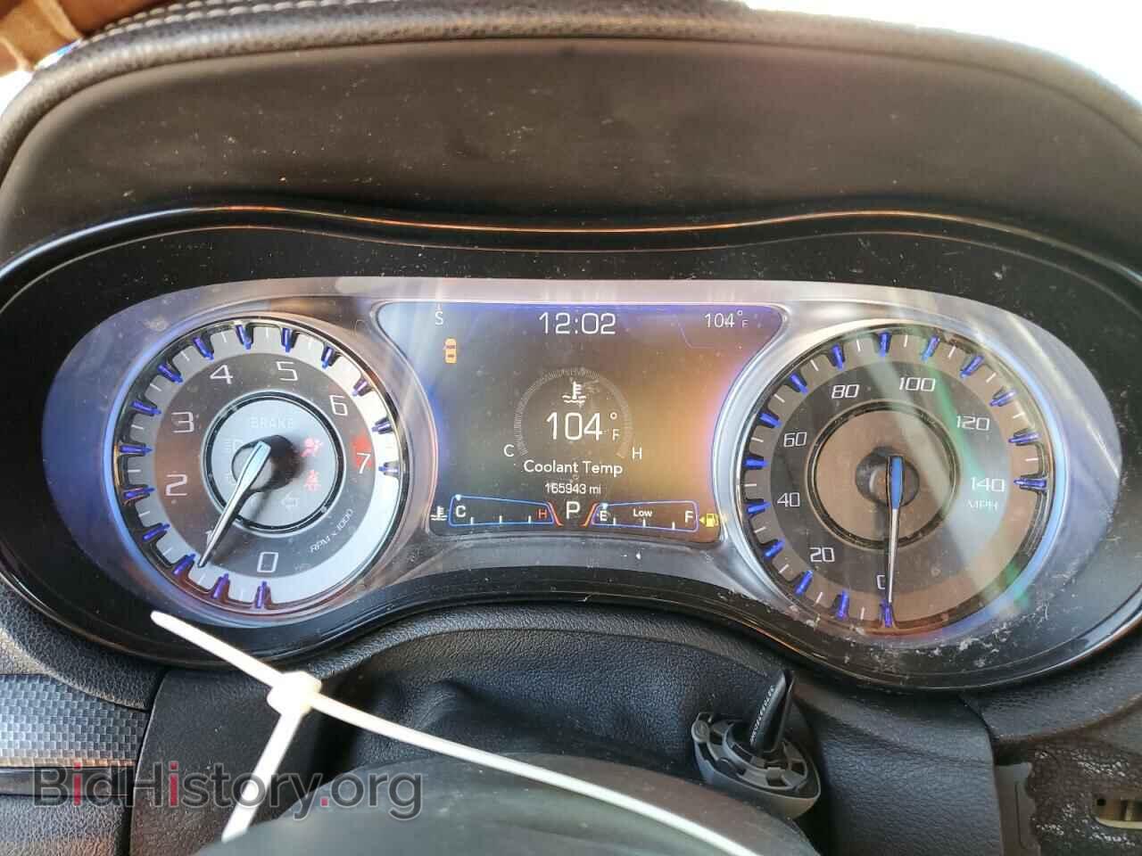 2016 CHRYSLER 300 - VIN: 2C3CCABGXGH112027 - Фото 9