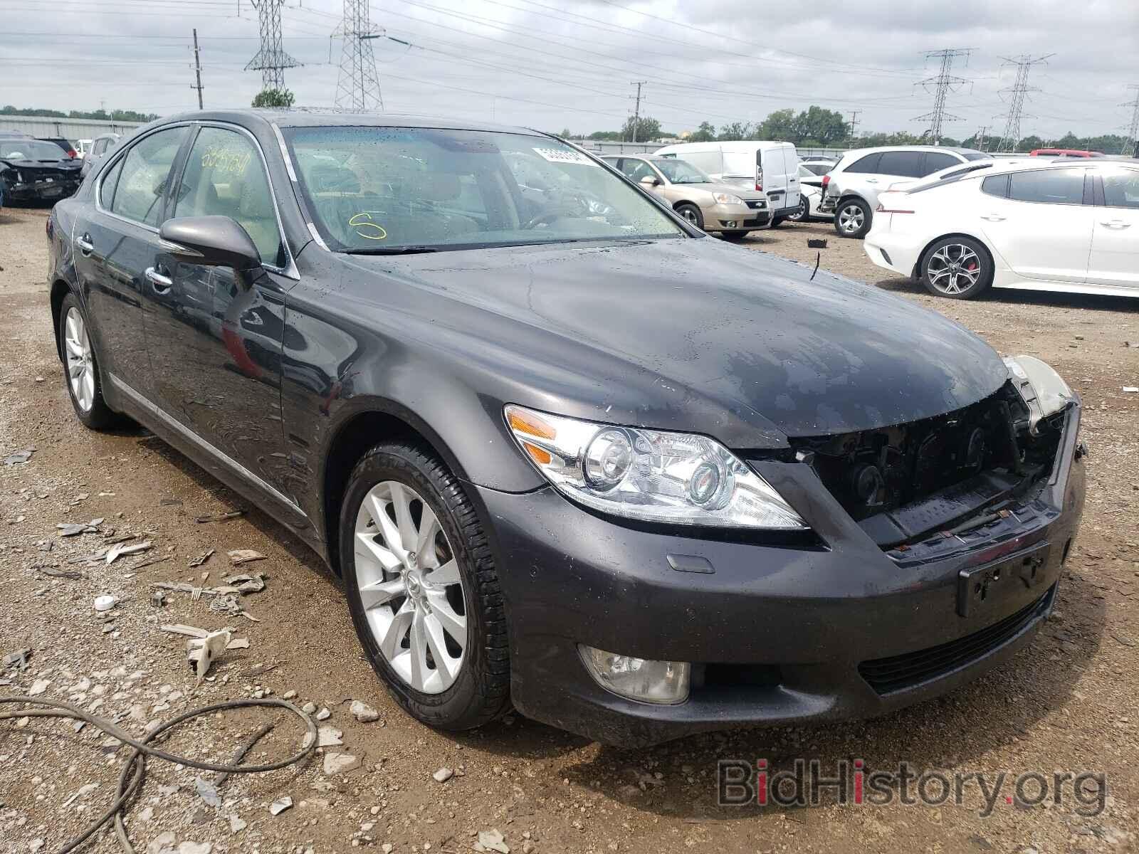 Photo JTHCL5EF6A5007178 - LEXUS LS460 2010