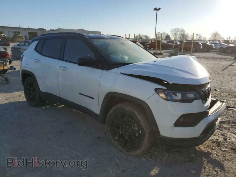 2022 Jeep COMPASS (VIN 3C4NJCBB3NT225638) — фото 4 из 15