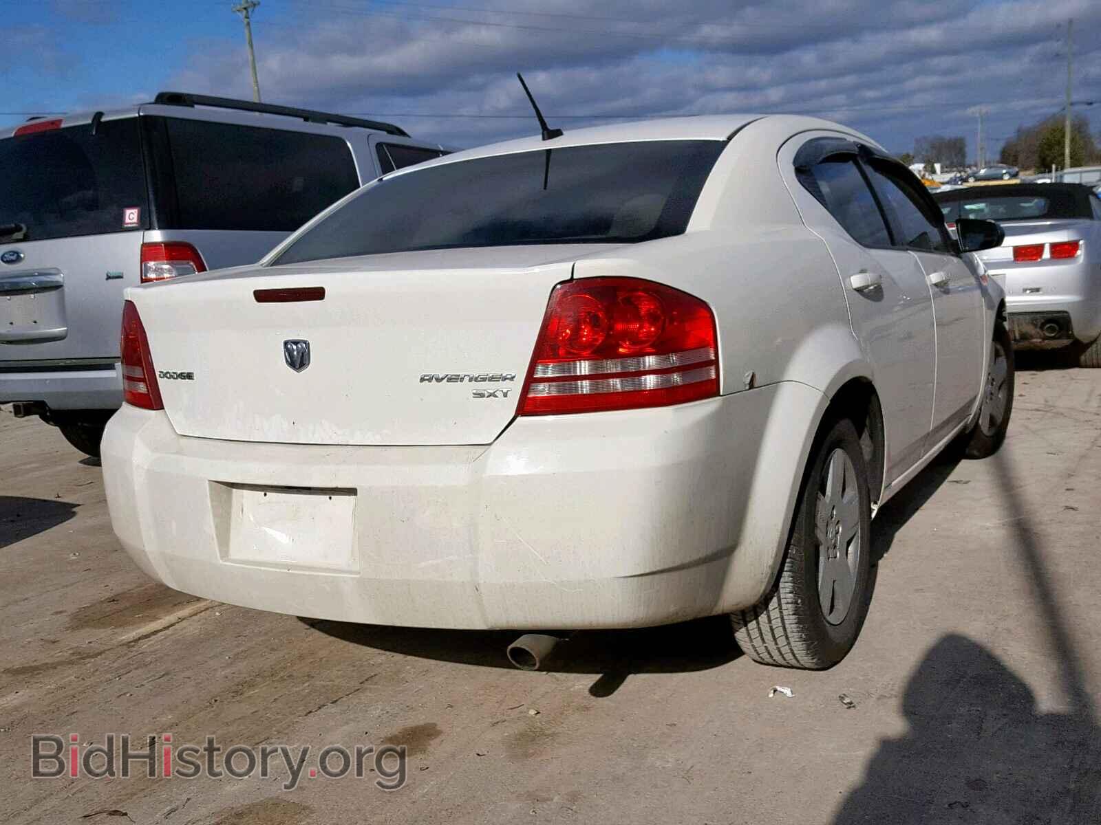 2010 DODGE AVENGER - VIN: 1B3CC4FB8AN191631 - Photo 4