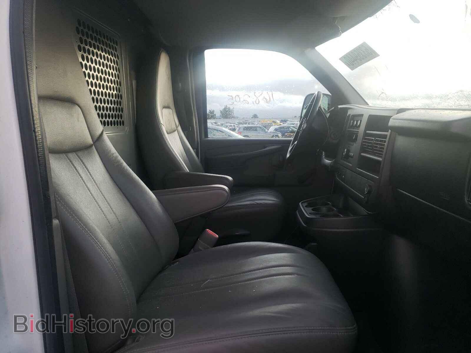 2011 GMC SAVANA - VIN: 1GTW7GCA8B1900421 - Фото 5