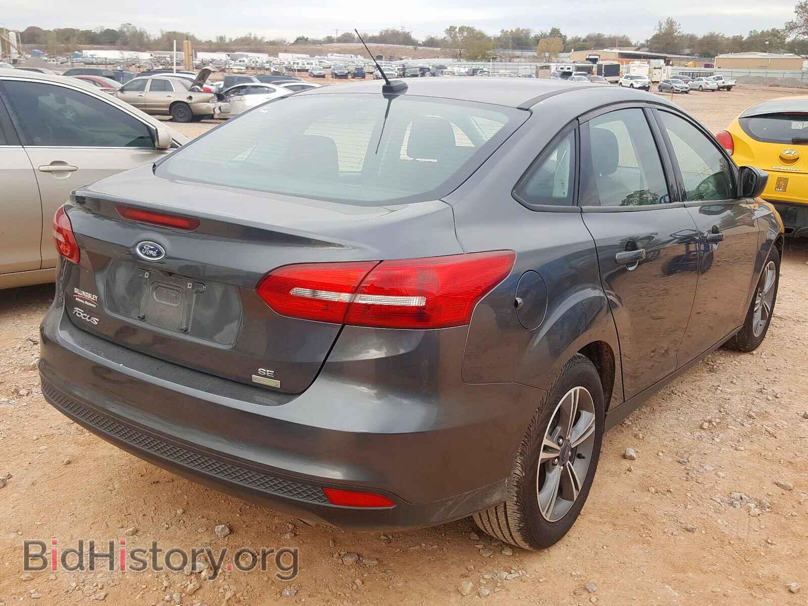 2018 FORD FOCUS SE - VIN: 1FADP3FE0JL292921 - Фото 4