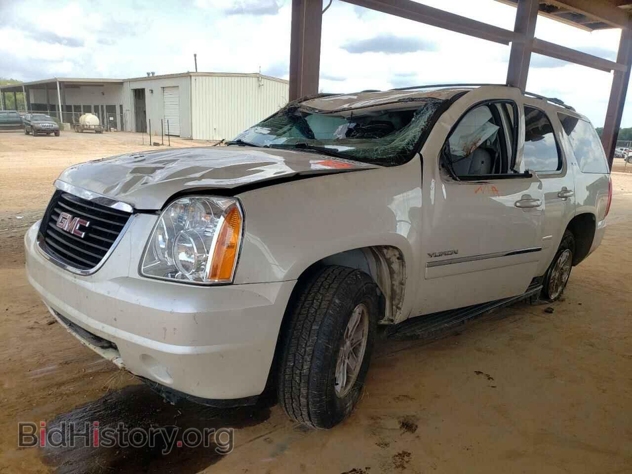 2013 GMC YUKON - VIN: 1GKS1CE08DR175845 - Фото 2
