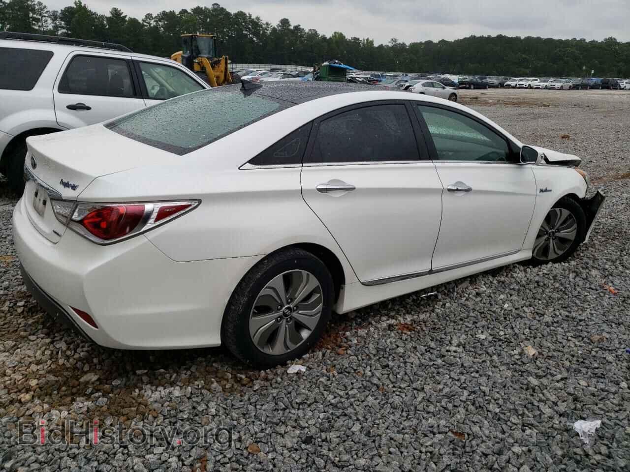 2014 HYUNDAI SONATA - VIN: KMHEC4A4XEA105695 - Фото 3