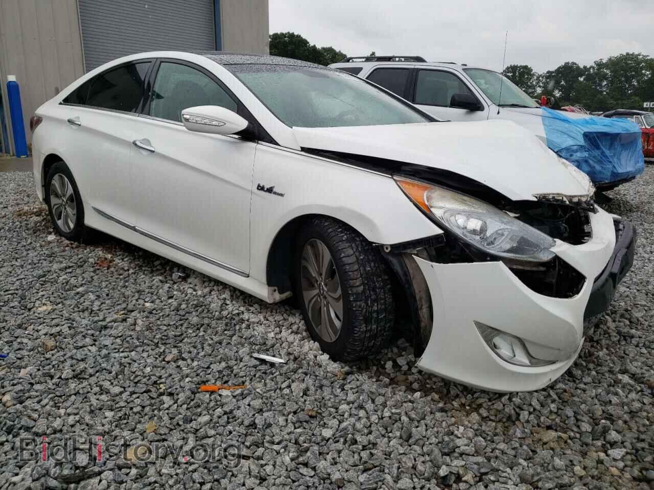 2014 HYUNDAI SONATA - VIN: KMHEC4A4XEA105695 - Фото 4