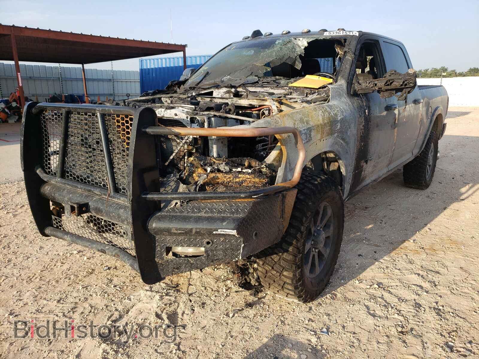 2019 RAM 2500 - VIN: 3C6UR5FL2KG568309 - Photo 2
