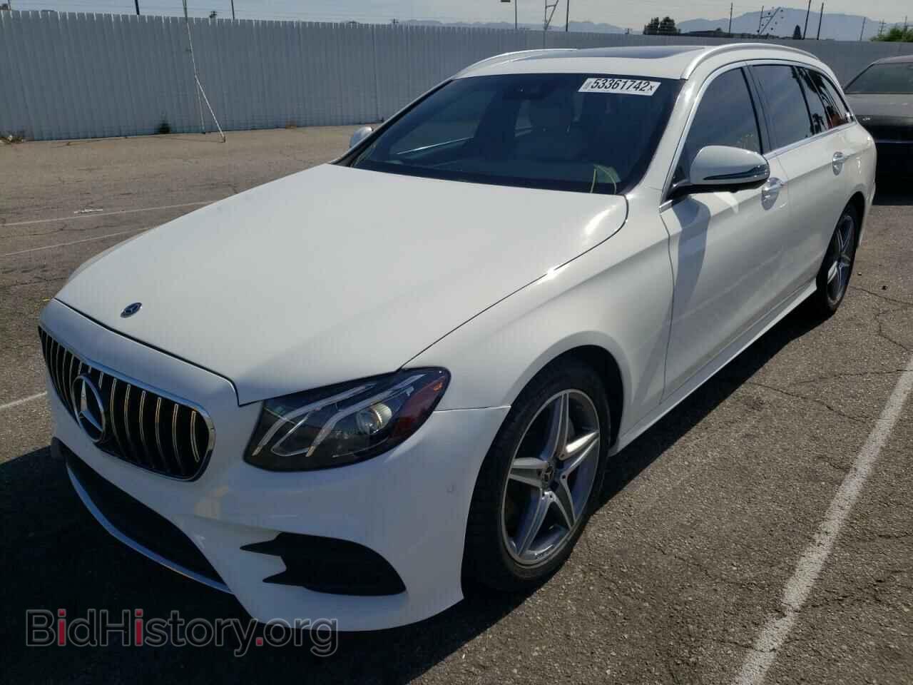 2019 MERCEDES-BENZ E-CLASS - VIN: WDDZH6JB5KA529675 - Фото 2