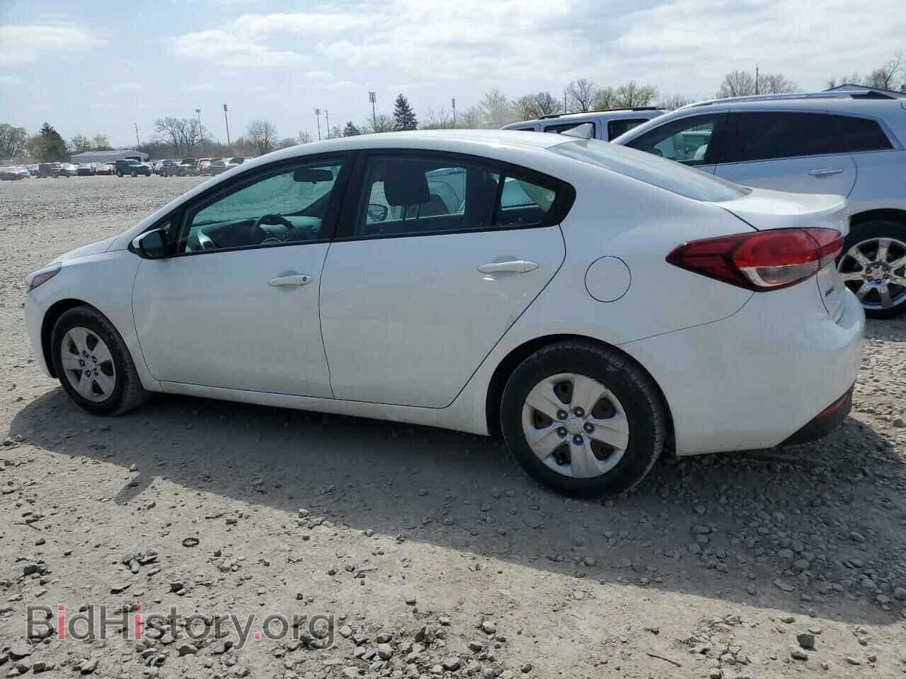 2017 KIA FORTE - VIN: 3KPFK4A79HE027613 - Фото 2