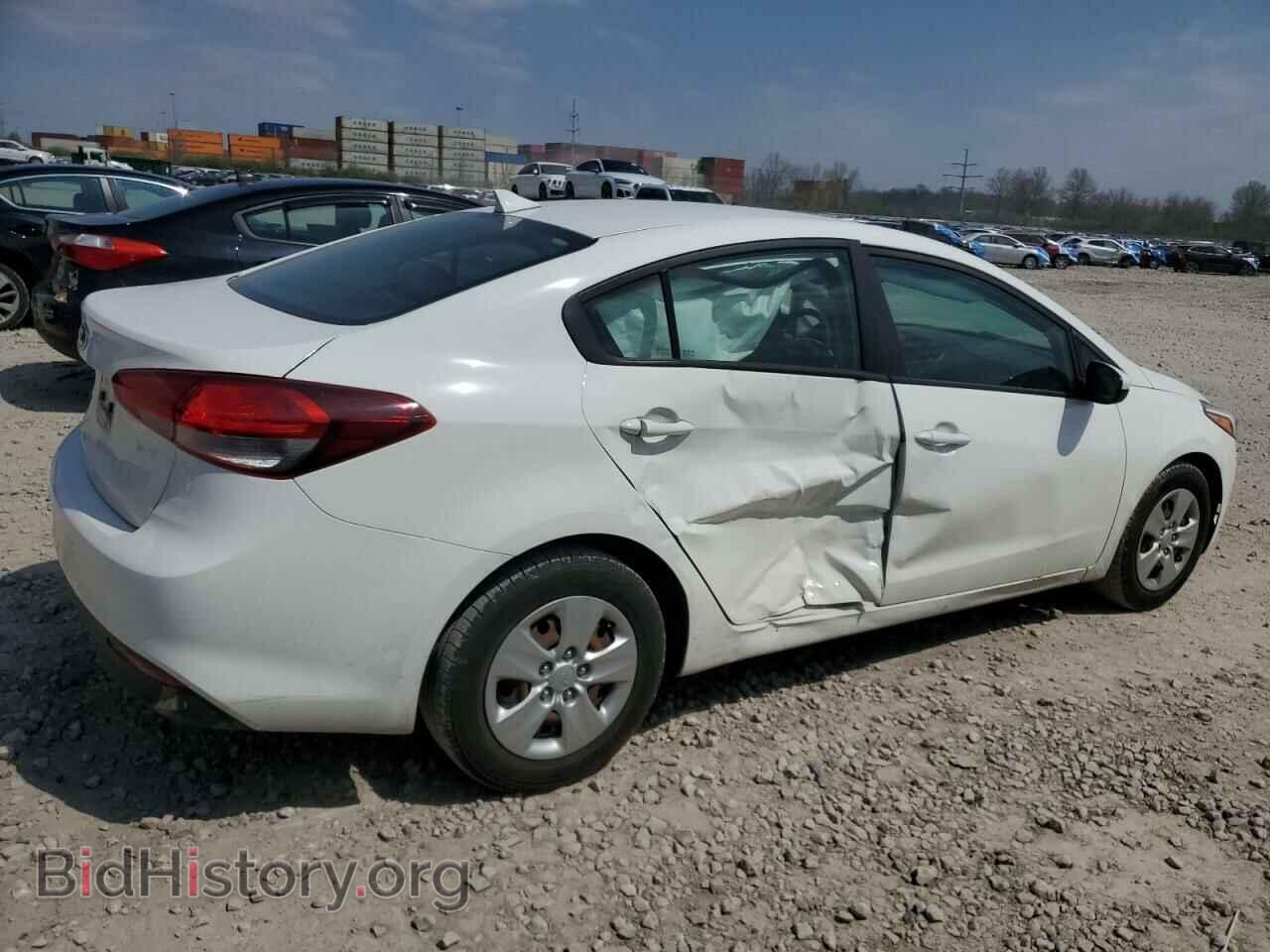 2017 KIA FORTE - VIN: 3KPFK4A79HE027613 - Фото 3