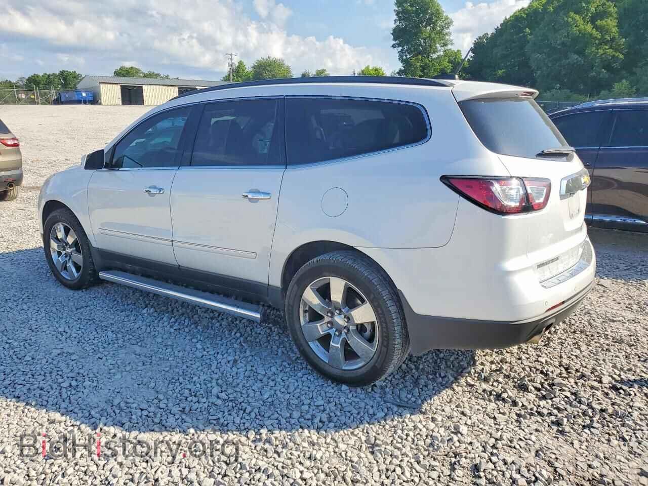 2017 CHEVROLET TRAVERSE - VIN: 1GNKRJKD7HJ117950 - Фото 2