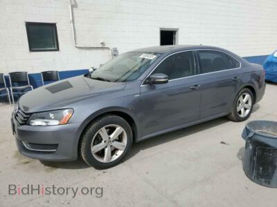 2014 Volkswagen PASSAT S, серый — VIN 1VWAS7A34EC040357, Copart