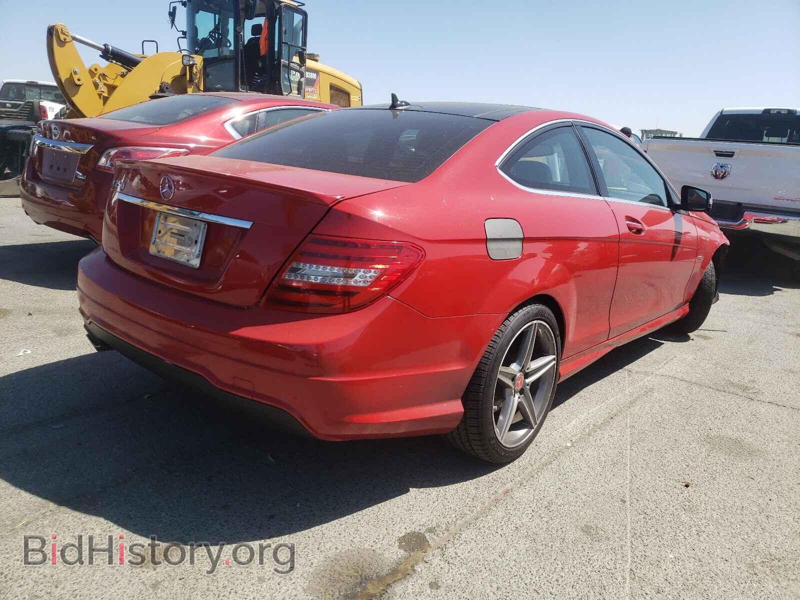 2013 MERCEDES-BENZ C-CLASS - VIN: WDDGJ4HB3DG013269 - Фото 4