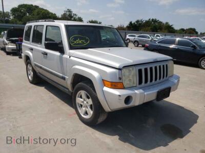 2006 Jeep COMMANDER, серебристый — VIN 1J8HH48N76C106674, Copart