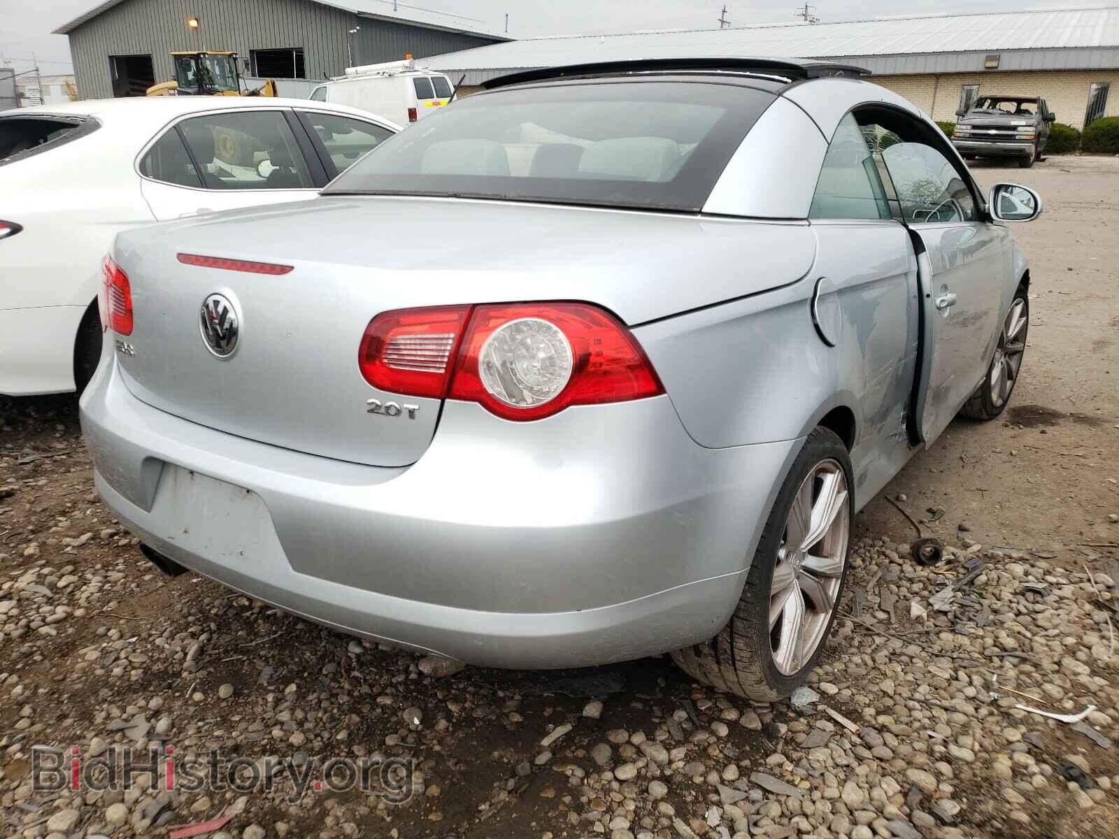 2007 VOLKSWAGEN EOS - VIN: WVWDA71F37V011372 - Фото 4