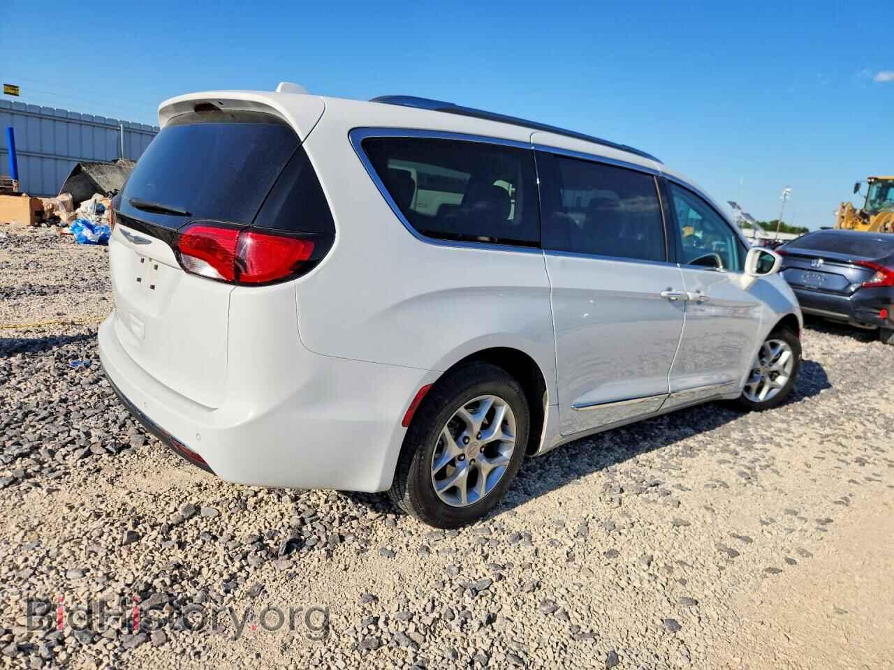 2018 CHRYSLER PACIFICA - VIN: 2C4RC1BG8JR122854 - Фото 3